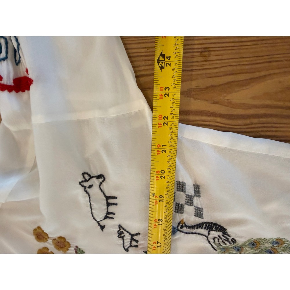 Biya by Johnny Was Cartagena Silk Embroidered Folk Art Blouse White B19222-E XS - Picture 6 of 7